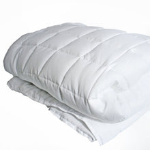 Load image into Gallery viewer, Berkshire Lite Luxe comforter king